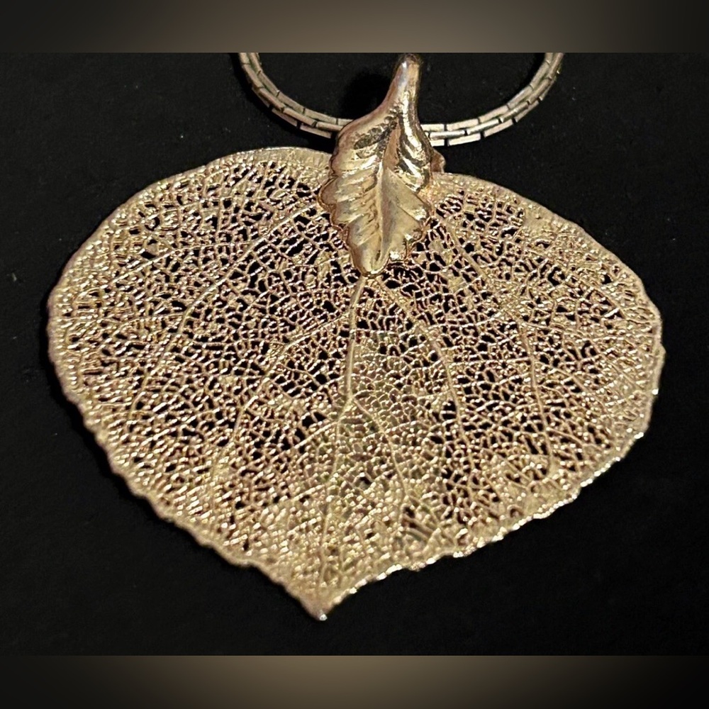Vintage Gold Plated Aspen Leaf Pendant 20” Lia Sophia Necklace Chain